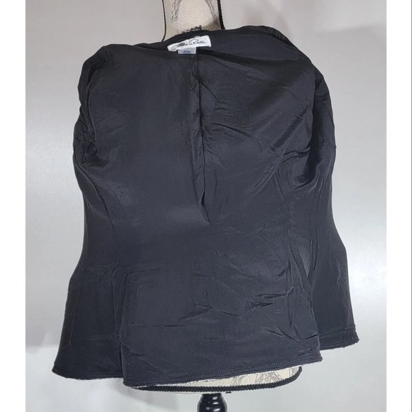 Oscar de la Renta Black and White Bouclé-Tweed Jacket, Size 2 - Picture 7 of 8